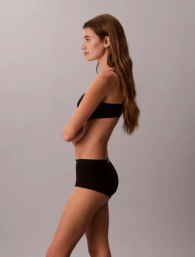 Bardzo miękkie bawełniane stringi Cotton Stretch, zestaw 5 sztuk Bardzo miękkie bawełniane stringi Cotton Stretch, zestaw 5 sztuk