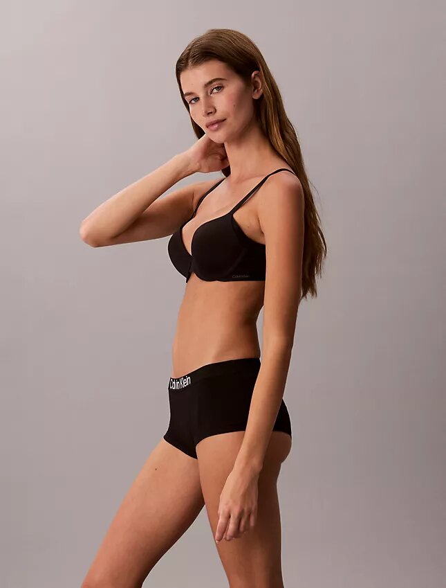 Bardzo miękkie bawełniane stringi Cotton Stretch, zestaw 5 sztuk Bardzo miękkie bawełniane stringi Cotton Stretch, zestaw 5 sztuk