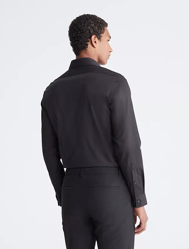 Bawełniana koszula o kroju slim fit w jodełkę Bawełniana koszula o kroju slim fit w jodełkę