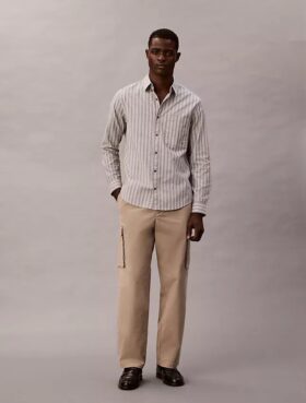 Bawełniane spodnie cargo o prostym kroju z elementami Cotton Stretch Bawełniane spodnie cargo o prostym kroju z elementami Cotton Stretch