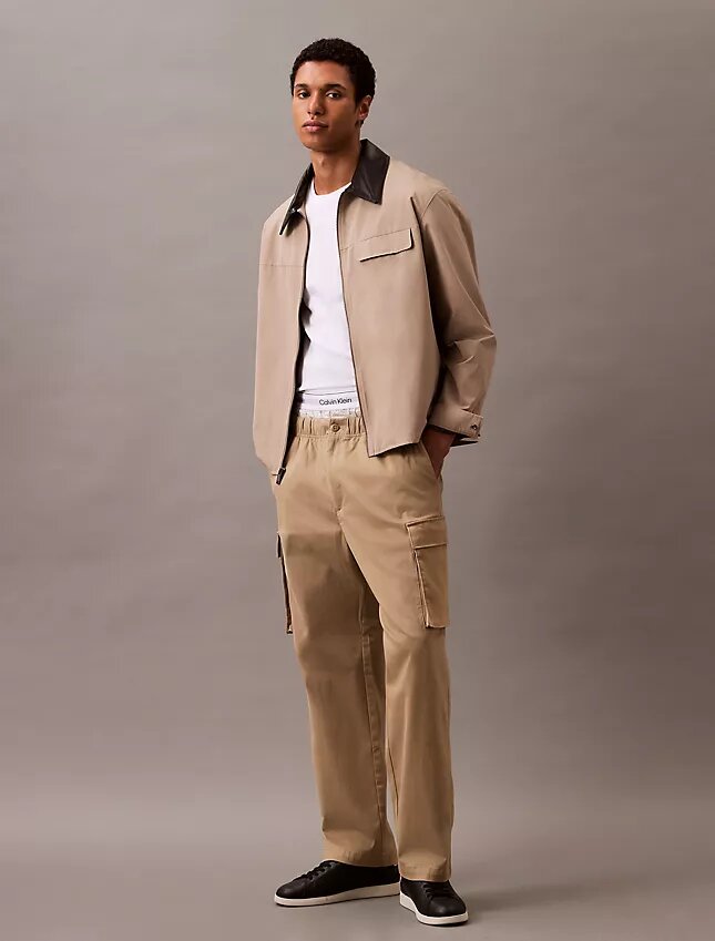 Bawełniane spodnie cargo o prostym kroju z elementami Cotton Stretch Bawełniane spodnie cargo o prostym kroju z elementami Cotton Stretch