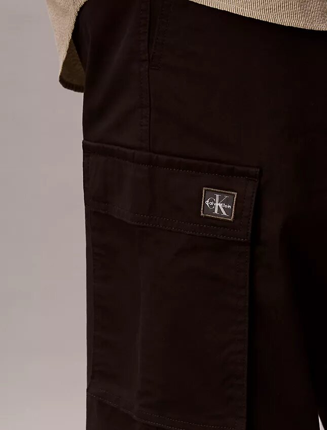 Bawełniane spodnie cargo o prostym kroju z elementami Cotton Stretch Bawełniane spodnie cargo o prostym kroju z elementami Cotton Stretch
