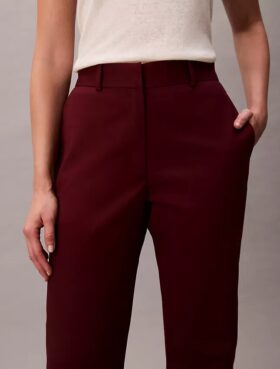 Bawełniane spodnie chino o prostym kroju z elastycznym materiałem Cotton Stretch