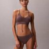 Bezszwowa Bralette z Microfiberem z lekką wyściółką Bezszwowa Bralette z Microfiberem z lekką wyściółką