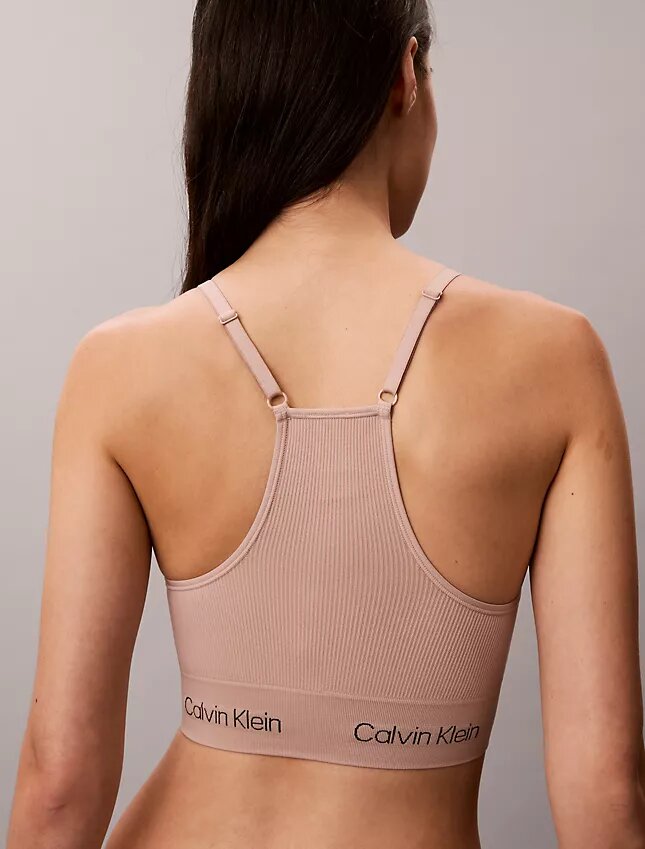 Bezszwowa Bralette z Microfiberem z lekką wyściółką Bezszwowa Bralette z Microfiberem z lekką wyściółką