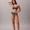 Bikini z wysokim stanem z elastycznej mikrofibry z graficznym Monogramem Bikini z wysokim stanem z elastycznej mikrofibry z graficznym Monogramem