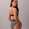 Bikini z wysokim stanem z elastycznej mikrofibry z graficznym Monogramem Bikini z wysokim stanem z elastycznej mikrofibry z graficznym Monogramem