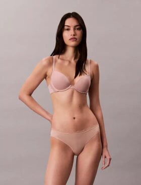 Biustonosz Push-Up z głębokim dekoltem Biustonosz Push-Up z głębokim dekoltem