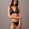 Biustonosz trójkątny CK Black Geo Lace Unlined Biustonosz trójkątny CK Black Geo Lace Unlined