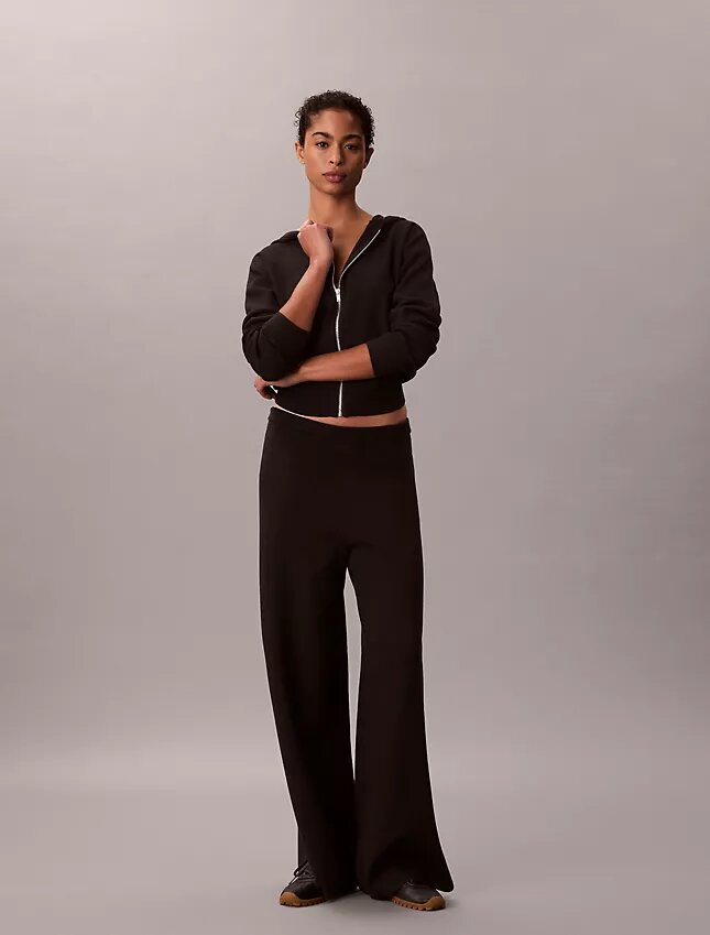Bluza z kapturem z dzianiny o luźnym kroju Bluza z kapturem z dzianiny o luźnym kroju