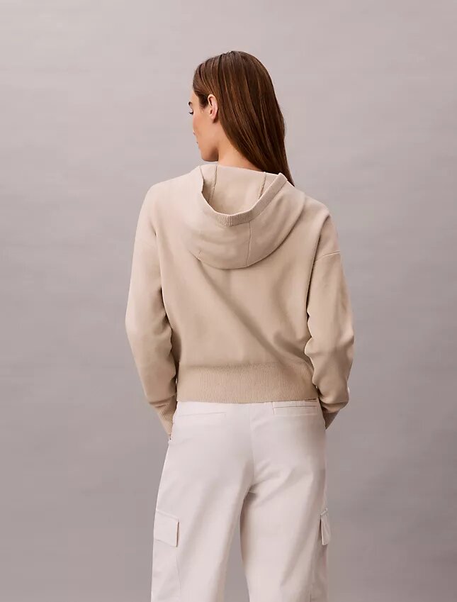 Bluza z kapturem z dzianiny o luźnym kroju Bluza z kapturem z dzianiny o luźnym kroju