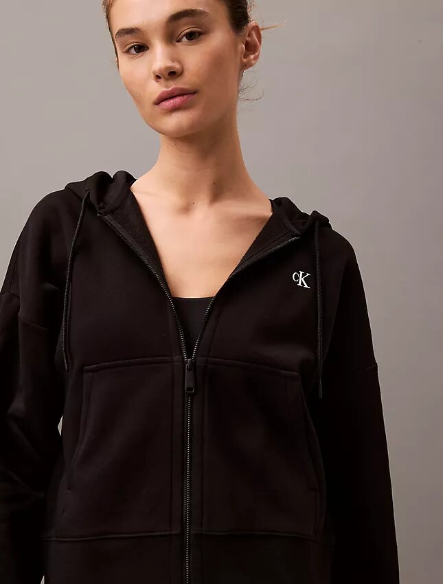 Bluza z kapturem z polaru z Monogramem Bluza z kapturem z polaru z Monogramem