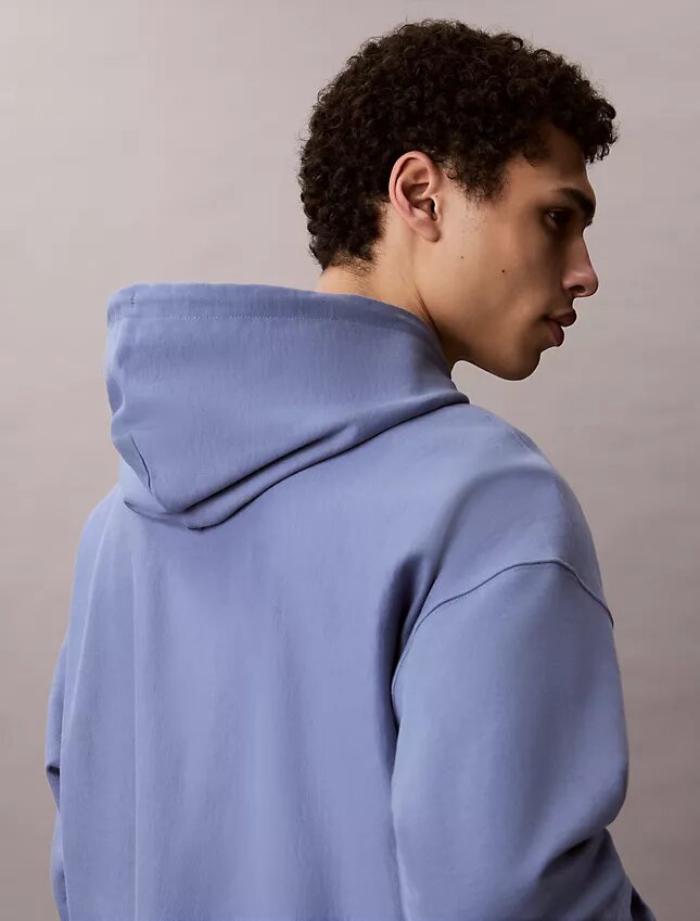 Bluza z kapturem z wysokiej jakości frotte o luźnym kroju z Monogramem Bluza z kapturem z wysokiej jakości frotte o luźnym kroju z Monogramem