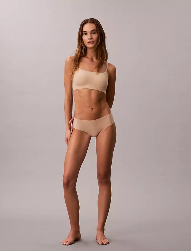 Bralette bez fiszbin z lekką wyściółką Invisibles Bralette bez fiszbin z lekką wyściółką Invisibles
