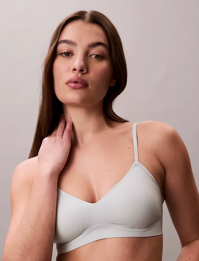 Bralette z żelowymi fiszbinami i lekką podszewką Bralette z żelowymi fiszbinami i lekką podszewką