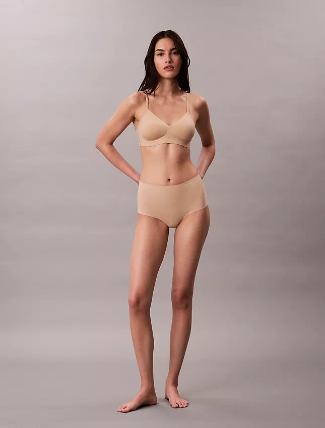 Bralette z żelowymi fiszbinami i lekką podszewką Bralette z żelowymi fiszbinami i lekką podszewką