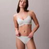 Bralette z żelowymi fiszbinami i lekką podszewką Bralette z żelowymi fiszbinami i lekką podszewką