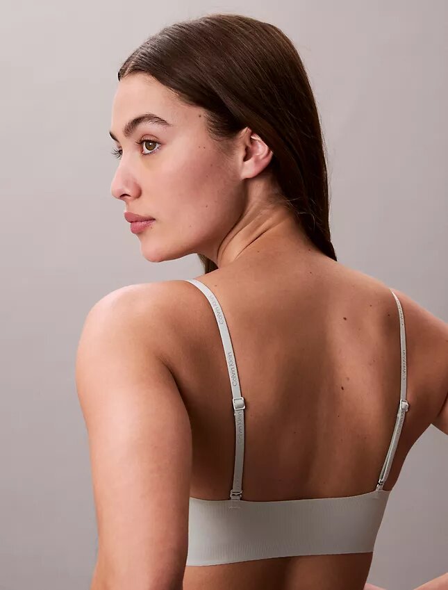Bralette z żelowymi fiszbinami i lekką podszewką Bralette z żelowymi fiszbinami i lekką podszewką