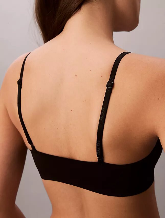 Bralette z żelowymi fiszbinami i lekką podszewką Bralette z żelowymi fiszbinami i lekką podszewką