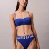 Bralette z intensywnym wzorem i lekką podszewką