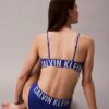 Bralette z intensywnym wzorem i lekką podszewką