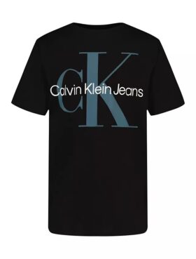 Chłopięca koszulka z okrągłym dekoltem i Monogramem w stylu oversize Chłopięca koszulka z okrągłym dekoltem i Monogramem w stylu oversize