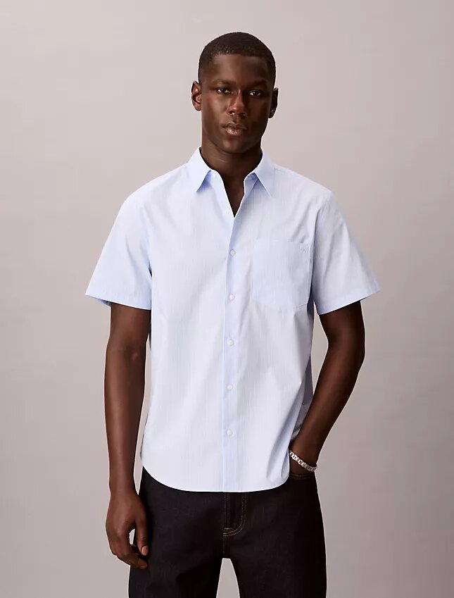 Cotton Stretch koszula z elastycznego materiału w wąskie paski, zapinana na guziki Cotton Stretch koszula z elastycznego materiału w wąskie paski, zapinana na guziki