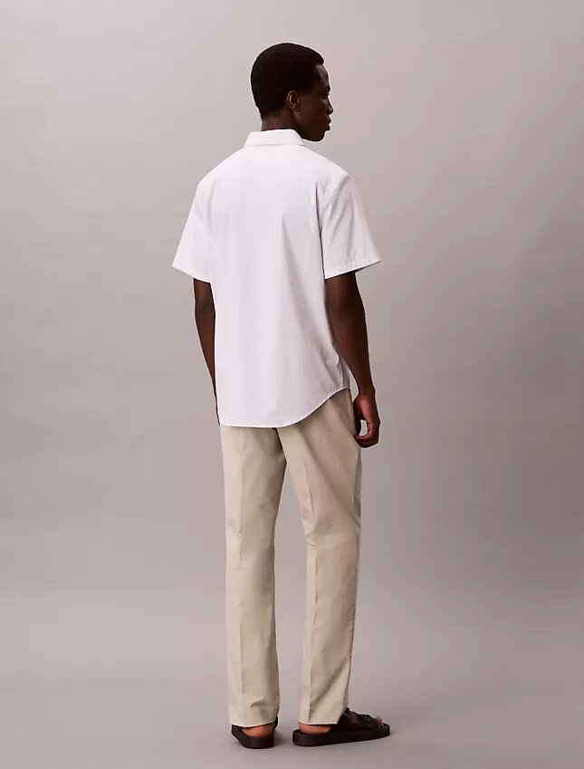 Cotton Stretch koszula z elastycznego materiału w wąskie paski, zapinana na guziki Cotton Stretch koszula z elastycznego materiału w wąskie paski, zapinana na guziki
