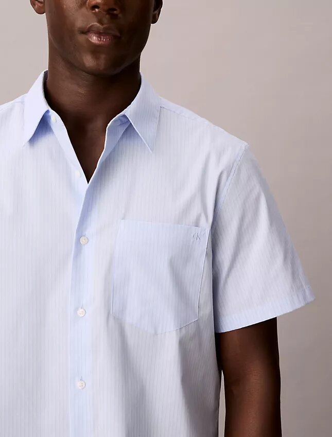 Cotton Stretch koszula z elastycznego materiału w wąskie paski, zapinana na guziki Cotton Stretch koszula z elastycznego materiału w wąskie paski, zapinana na guziki