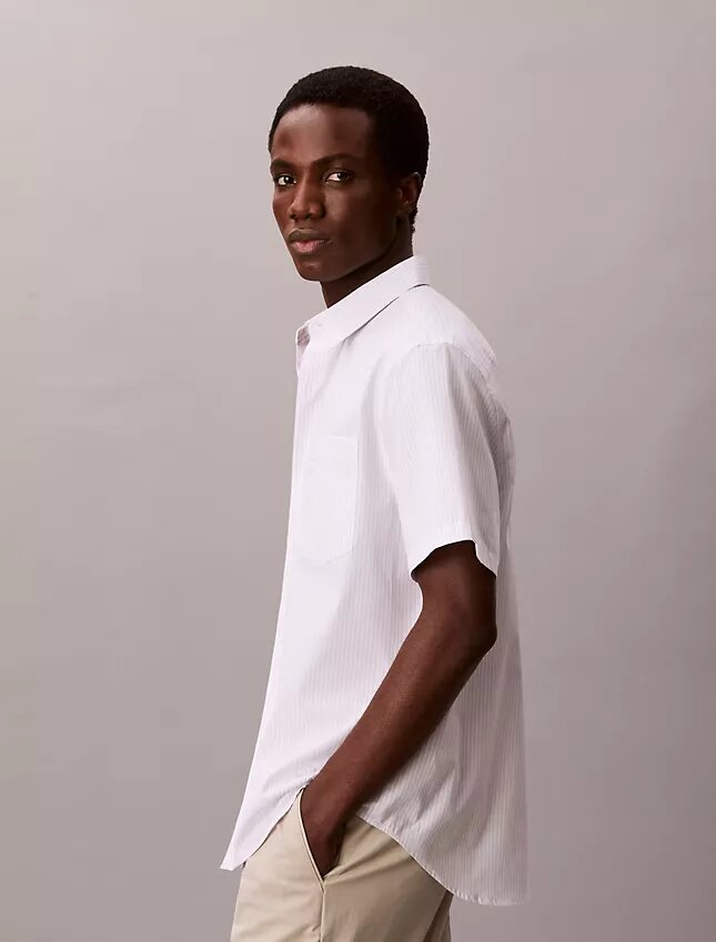 Cotton Stretch koszula z elastycznego materiału w wąskie paski, zapinana na guziki Cotton Stretch koszula z elastycznego materiału w wąskie paski, zapinana na guziki