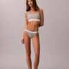 Cotton Stretch Thong z elastycznego materiału prążkowanego Cotton Stretch Thong z elastycznego materiału prążkowanego