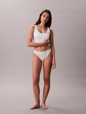 Cotton Stretch Thong z elastycznego materiału prążkowanego