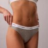 Cotton Stretch Thong z elastycznego materiału prążkowanego Cotton Stretch Thong z elastycznego materiału prążkowanego