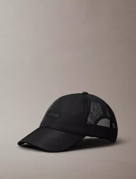 Czapka baseballowa typu trucker ze standardowym logo