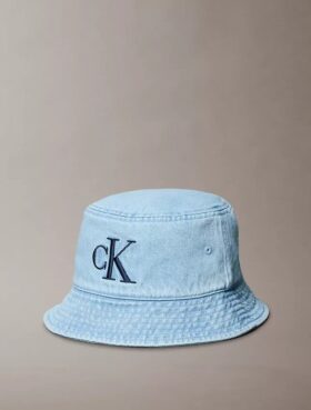 Czapka typu bucket z wypranego Denimu z haftowanym logo
