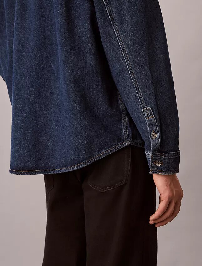 Denimowa koszula oversize z nadrukiem Monogramu 90S Denimowa koszula oversize z nadrukiem Monogramu 90S
