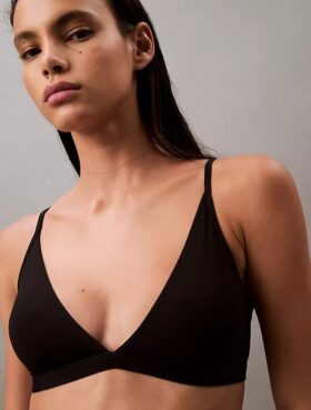 Dopasowany do sylwetki, lekko wyściełany biustonosz typu Bralette w kształcie trójkąta Dopasowany do sylwetki, lekko wyściełany biustonosz typu Bralette w kształcie trójkąta