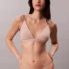 Dopasowany do sylwetki, lekko wyściełany biustonosz typu Bralette w kształcie trójkąta Dopasowany do sylwetki, lekko wyściełany biustonosz typu Bralette w kształcie trójkąta