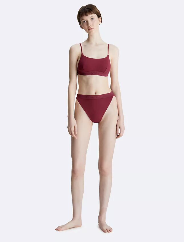 Dóły bikini z wysokim stanem w tonacji kolorystycznej Dóły bikini z wysokim stanem w tonacji kolorystycznej