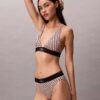 Elastyczny Bralette trójkątny z Microfiber z nadrukiem Monogramu i lekką podszewką Elastyczny Bralette trójkątny z Microfiber z nadrukiem Monogramu i lekką podszewką