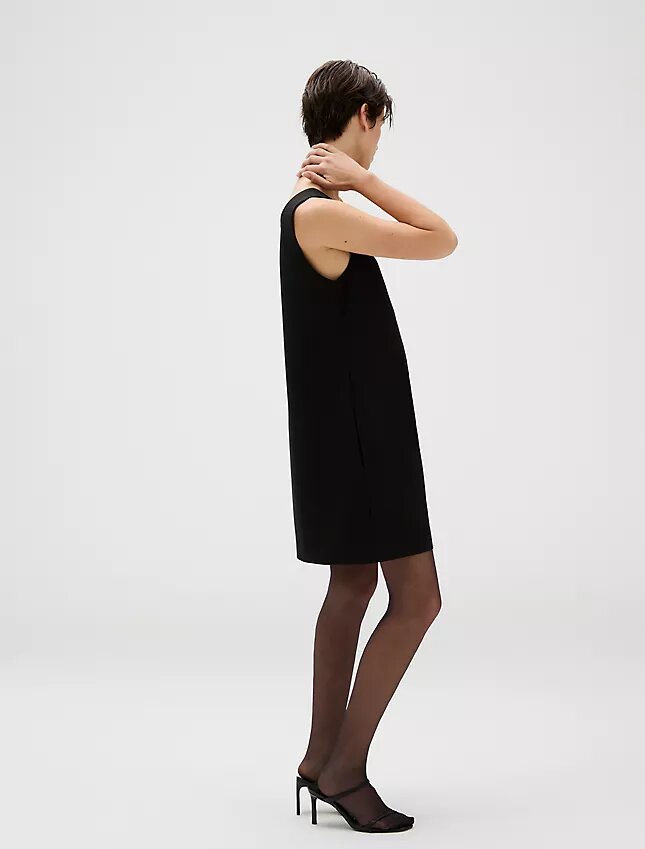 Elegancka elastyczna sukienka mini Elegancka elastyczna sukienka mini