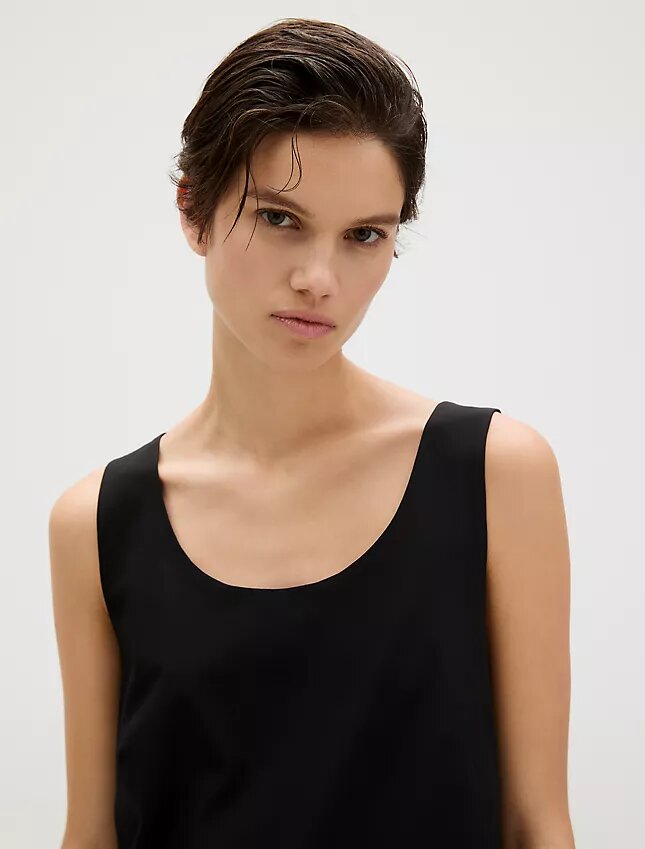 Elegancka elastyczna sukienka mini Elegancka elastyczna sukienka mini