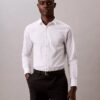 Elegancka koszula slim fit z elastycznego materiału, zapinana na guziki Elegancka koszula slim fit z elastycznego materiału, zapinana na guziki