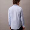Elegancka koszula slim fit z elastycznego materiału, zapinana na guziki