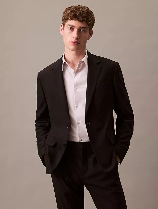 Elegancka marynarka z elastycznego materiału Elegancka marynarka z elastycznego materiału