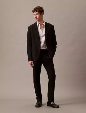 Elegancka marynarka z elastycznego materiału