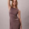 Elegancka sukienka z marszczonego dżerseju Elegancka sukienka z marszczonego dżerseju