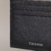 Elegancki etui na karty z saffiano