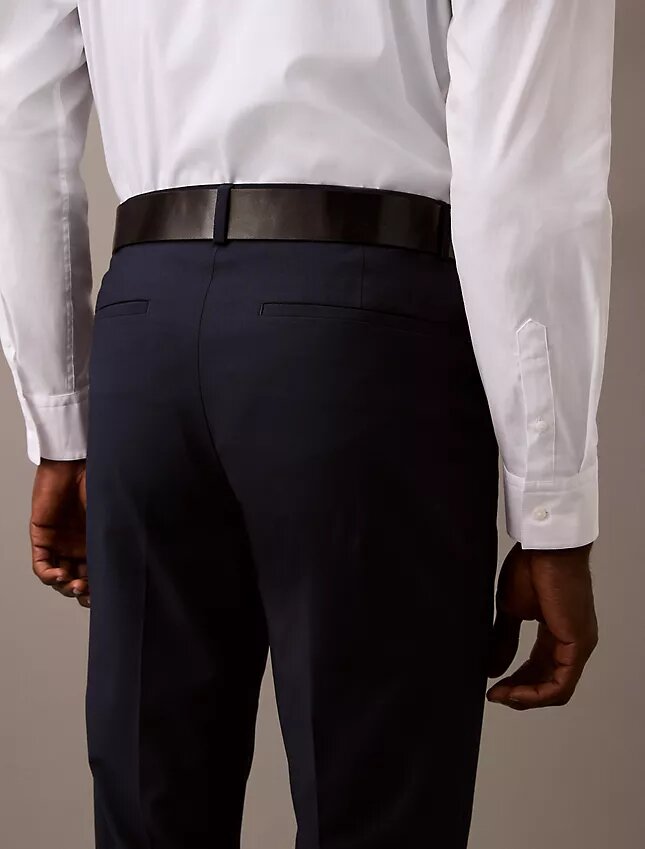 Eleganckie spodnie slim fit z elastycznego materiału Eleganckie spodnie slim fit z elastycznego materiału
