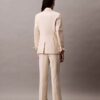 Eleganckie spodnie z elastycznego materiału o zwężanych nogawkach Eleganckie spodnie z elastycznego materiału o zwężanych nogawkach